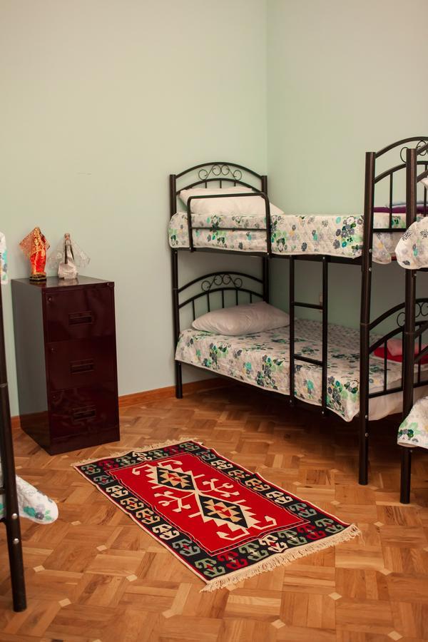 Land Of Fire Hostel Baku Extérieur photo