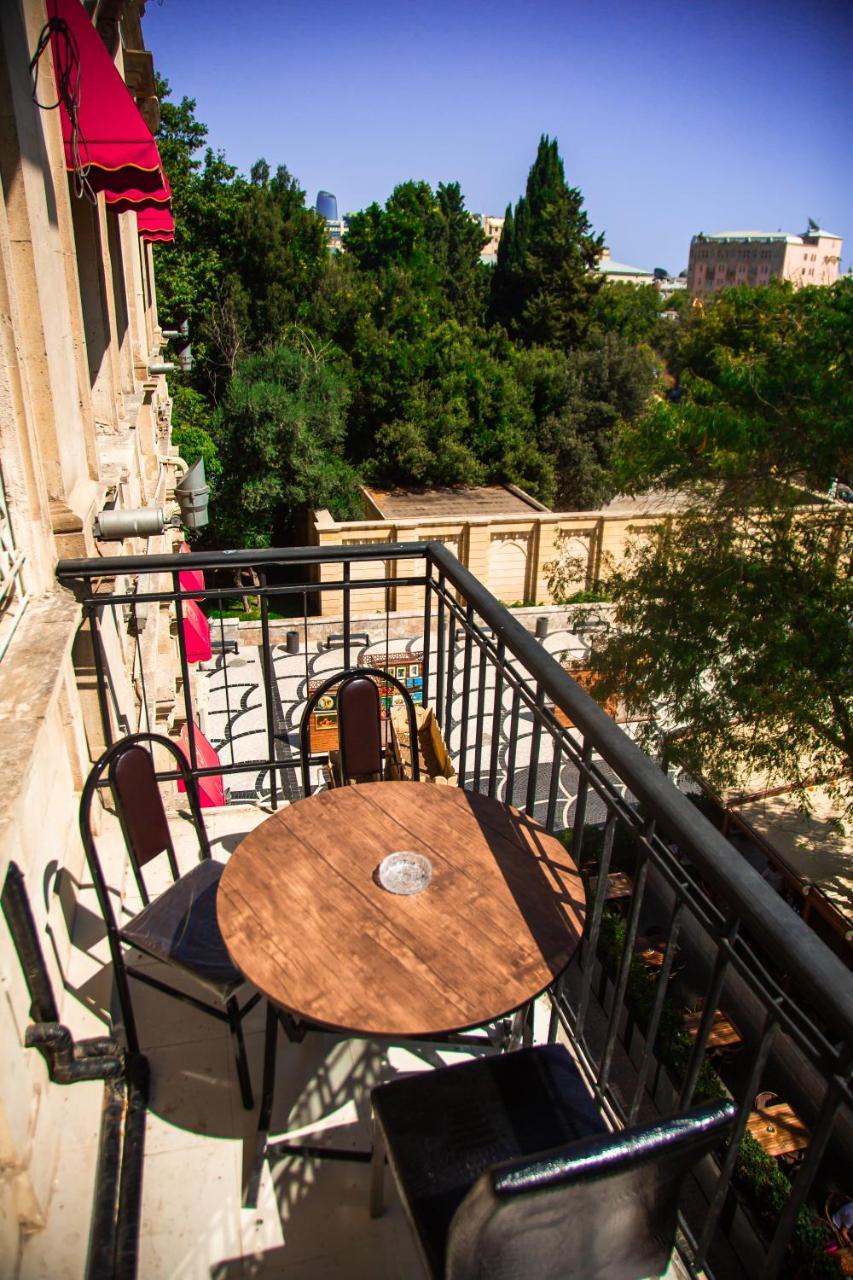 Land Of Fire Hostel Baku Extérieur photo